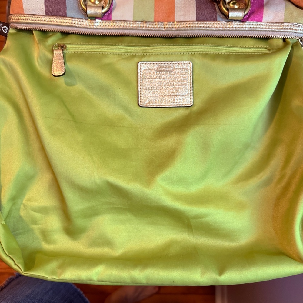 COACH | Poppy Heritage Legacy Stripe Tote/Satchel (2011) #16326 - Picture 8 of 16